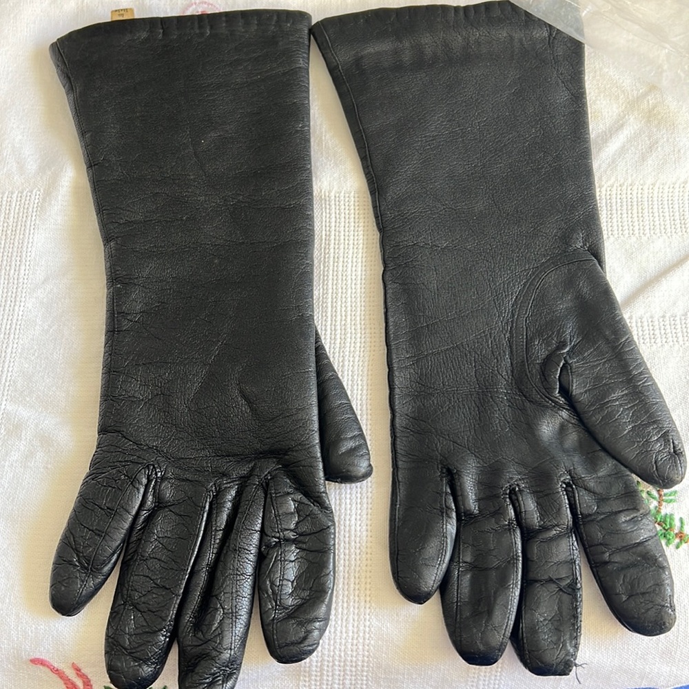 Italian leather gloves
